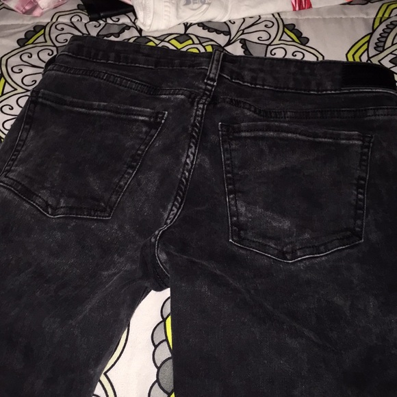 Zara ripped jeans !! - Picture 5 of 5